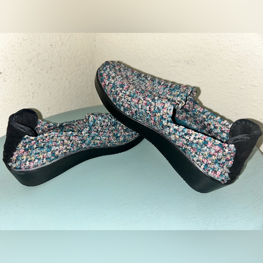 Bernie MEV. Multi-Colored Slip On Wedges - 36 / 5-1/2 - Comfy